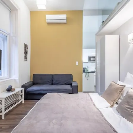 Charming Apartment At Central Location Budapest Exterior photo